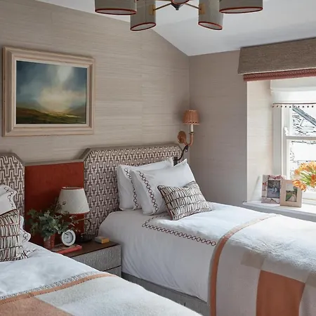 Little Nut * Ambleside